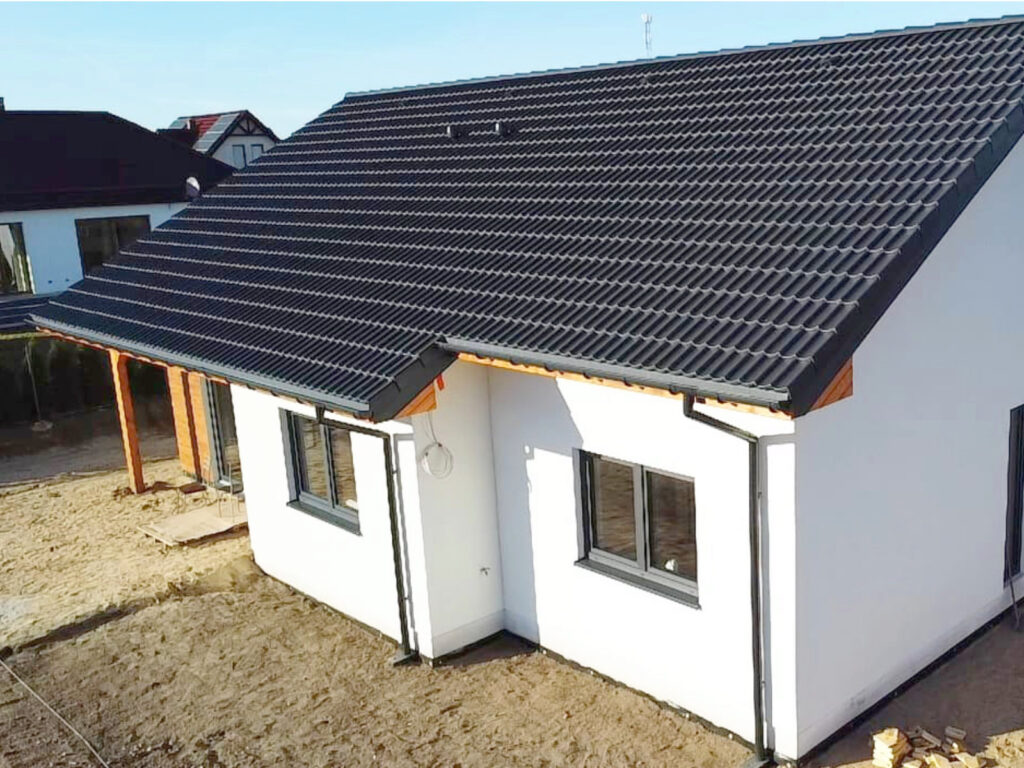 Wełna izolacyjna w domu szkieletowym – najważniejsze zalety i zastosowania